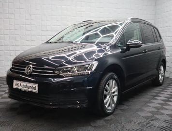 Volkswagen Touran - 1