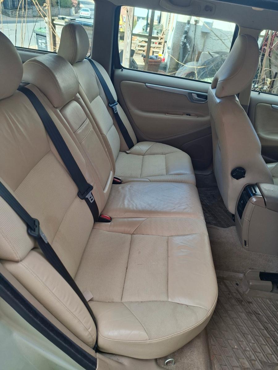 Volvo V70 2006 — photo 7