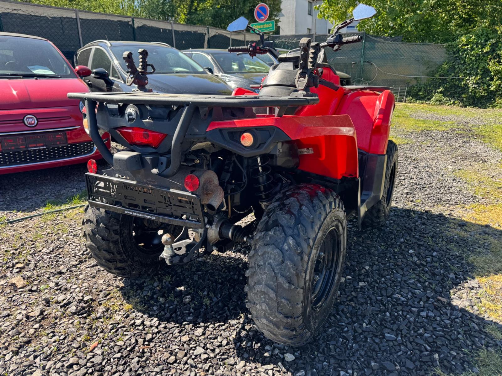 Bombardier Outlander 2015 — engine 427 cm³, 38 HP (28kW)