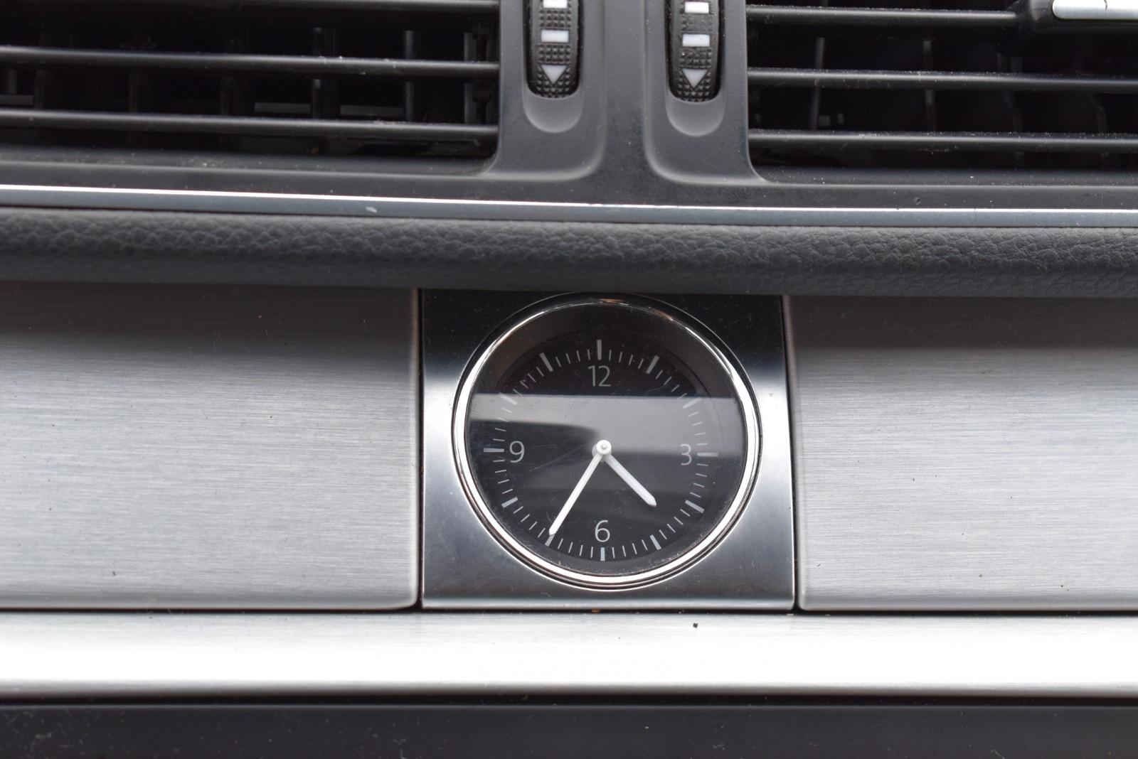 Volkswagen Passat 2011 — photo 38