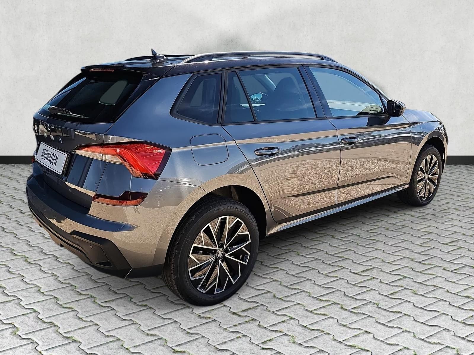 Fahrzeugabbildung SKODA Kamiq 1.0 TSI DSG Selection Black+APP+SHZ+KAMERA