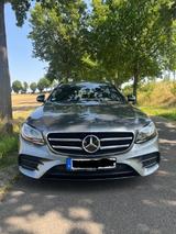 Mercedes-Benz E 220d T AMG Line; Multibeam, Command - Mercedes-Benz E 220: AMG