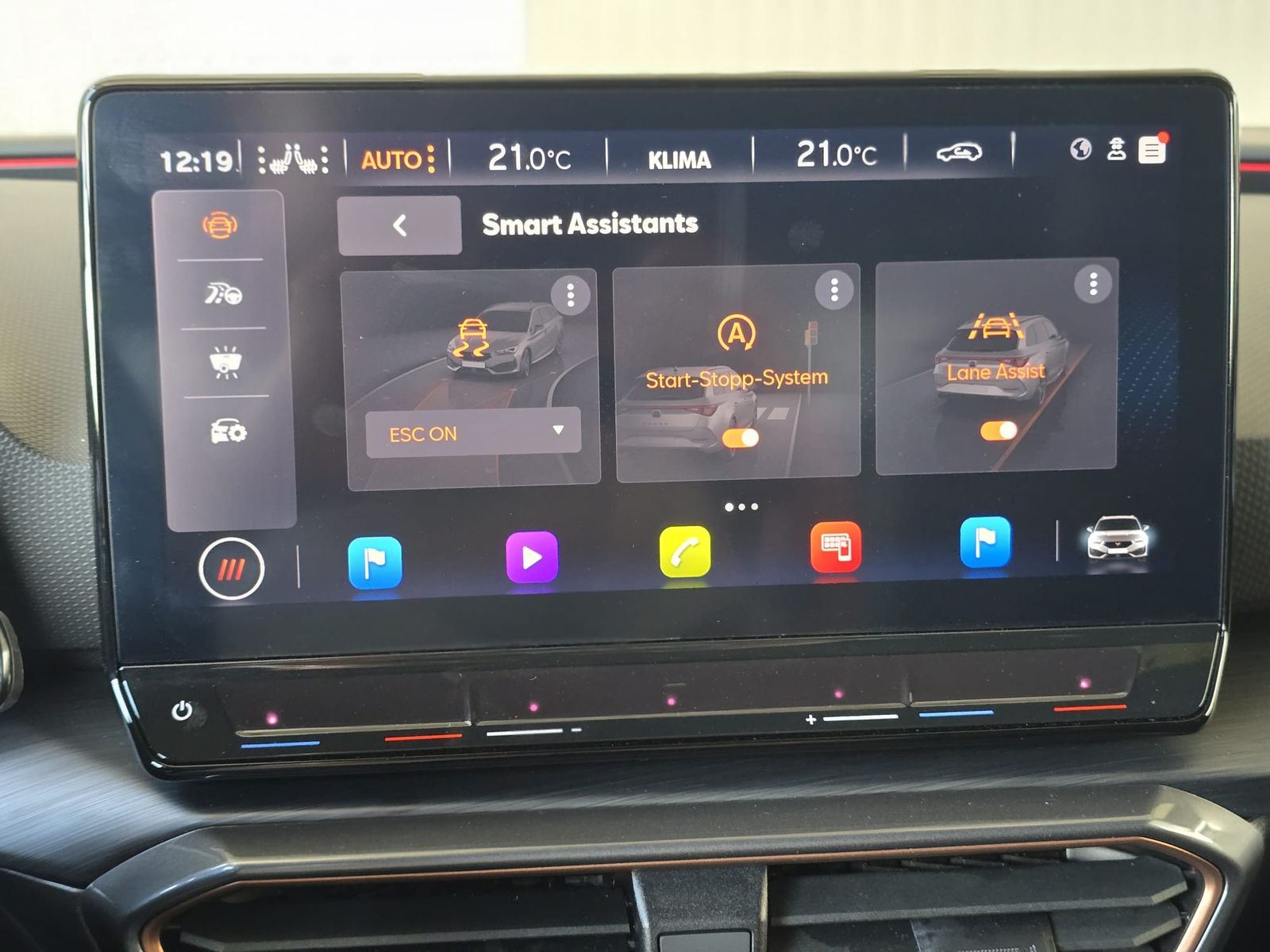 Fahrzeugabbildung CUPRA Leon 1.5 eTSI DSG MATRIX-LED*ACC*APP*KAMERA*18"