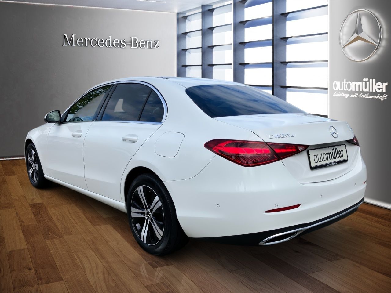 Fahrzeugabbildung Mercedes-Benz C 400 e 4M Avantgarde Pano DigitalL Burmester 36