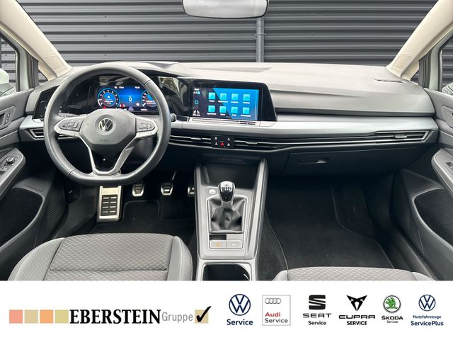 Volkswagen Golf VIII Active 1.5TSI LED Navi RFK App Connect