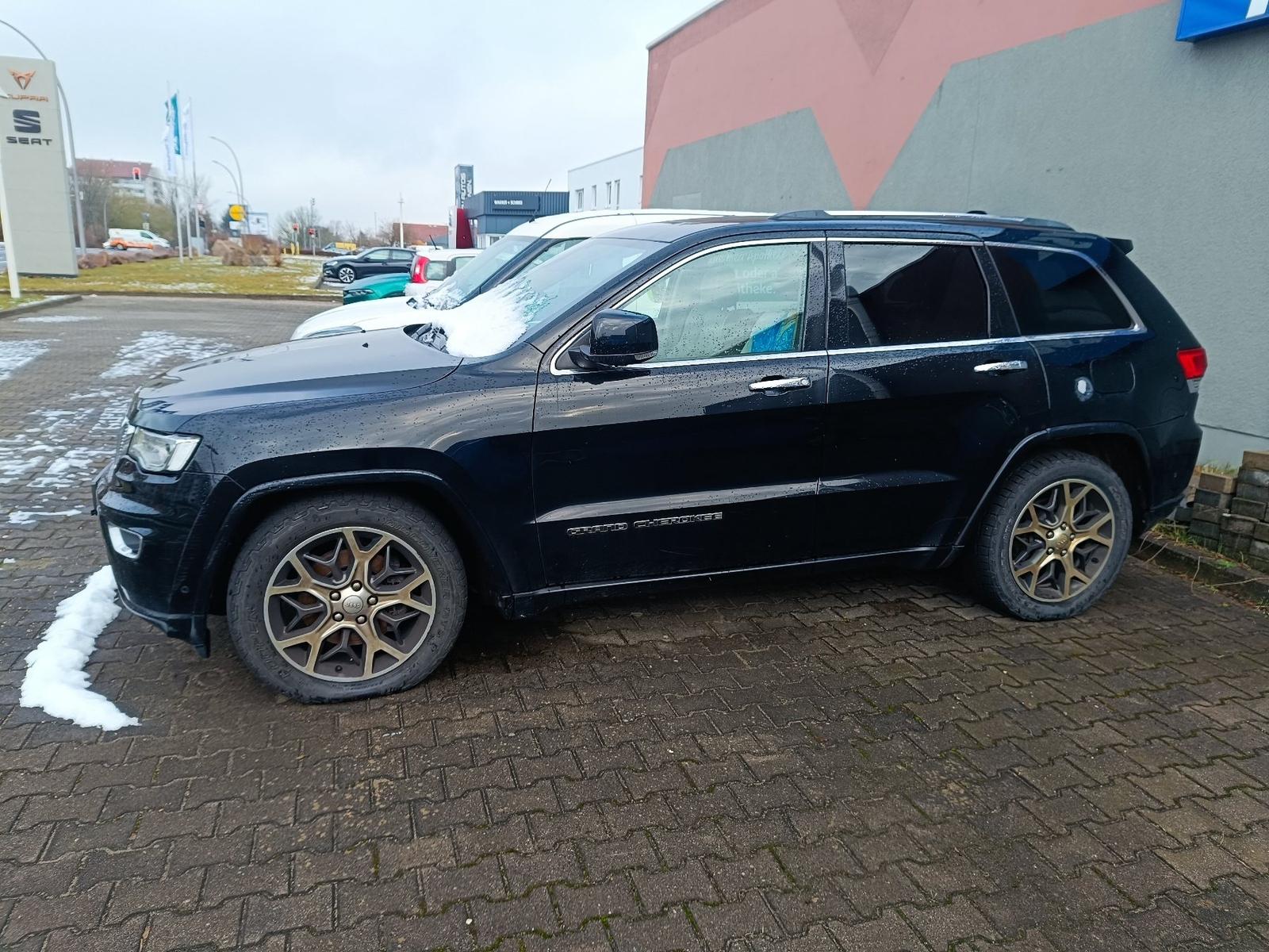 Jeep Grand Cherokee Overland 3.0 CRD *MOTORSCHADEN* A