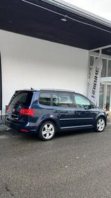 Volkswagen Touran 2.0 TDI Highline, 140PS, AHK, KLIMA - Volkswagen Touran mit Diesel-Antrieb: 140 Ps