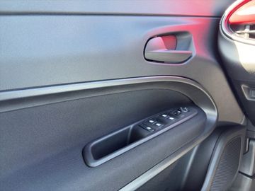 Fiat 600e Carplay+Kam+Navi+Induk+PDC+LED-Nebel