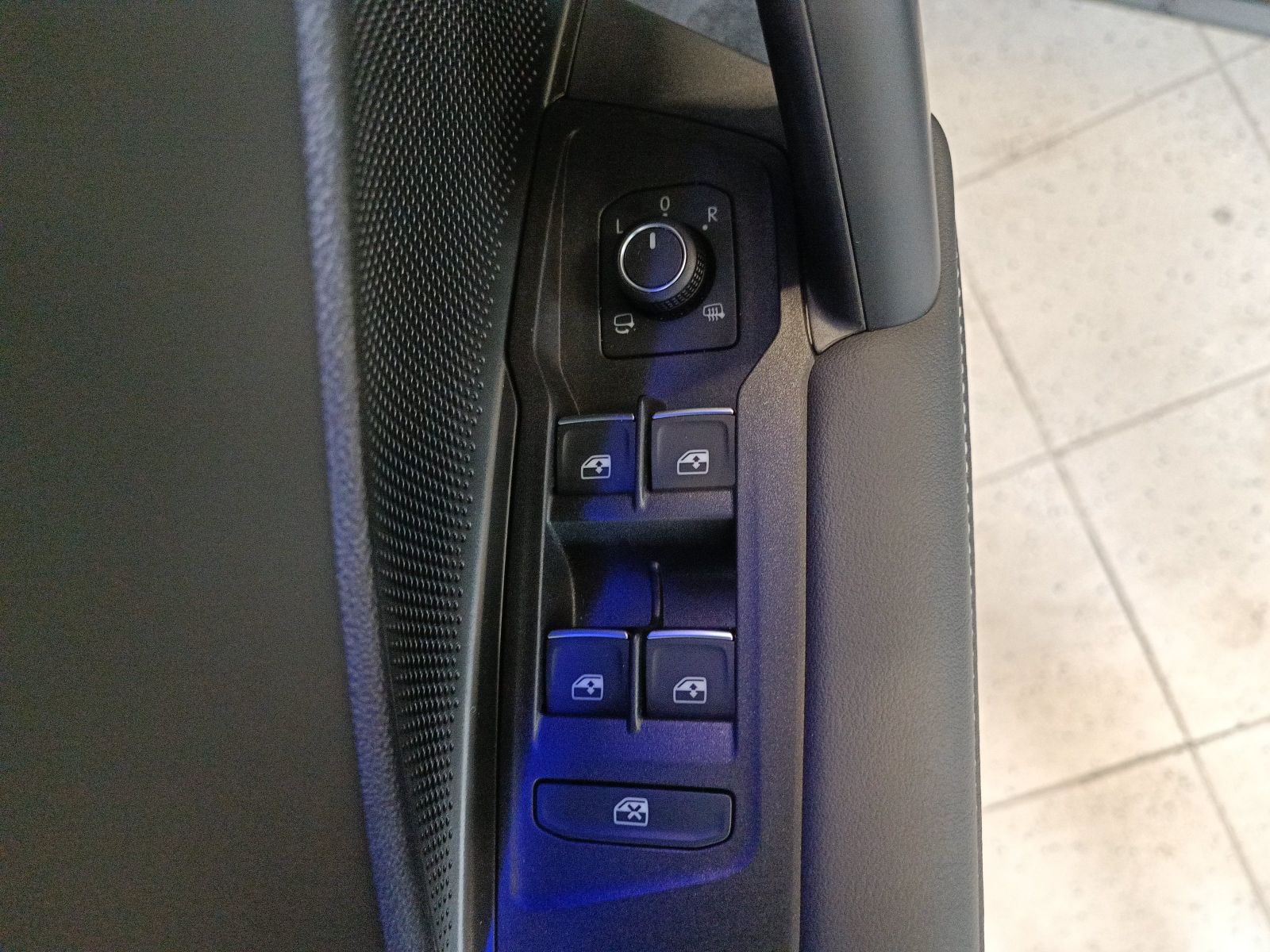 Volkswagen Tiguan - Bild 17