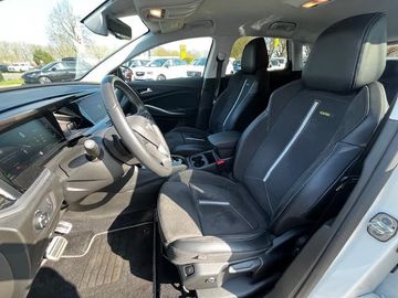 Opel GRANDLAND X GSE PHEV AT-8 AWD