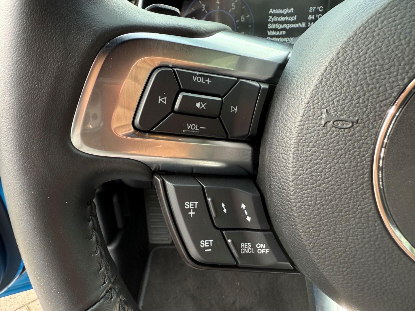 FORD Mustang Ti-VCT V8 GT 5.0 Klimasitze Navi 8Fach C - Image 17