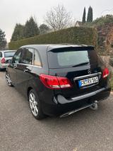 Mercedes-Benz B 220 4MATIC Sports Tourer - Mercedes-Benz B 220 von privat