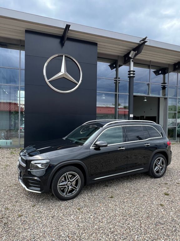 Mercedes-Benz GLB 220