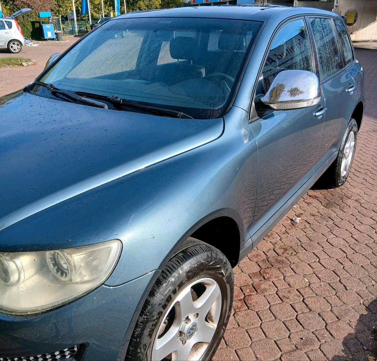 Volkswagen Touareg 2008 — rear view