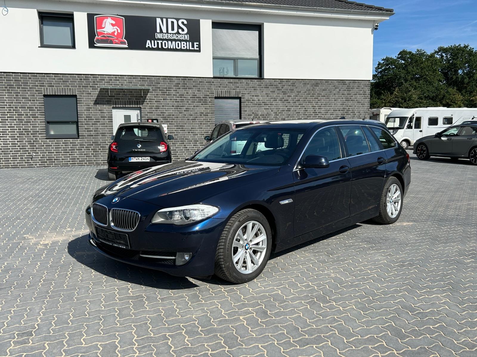 BMW 520d 5 Touring *Automatik* *PANO* *Xenon*