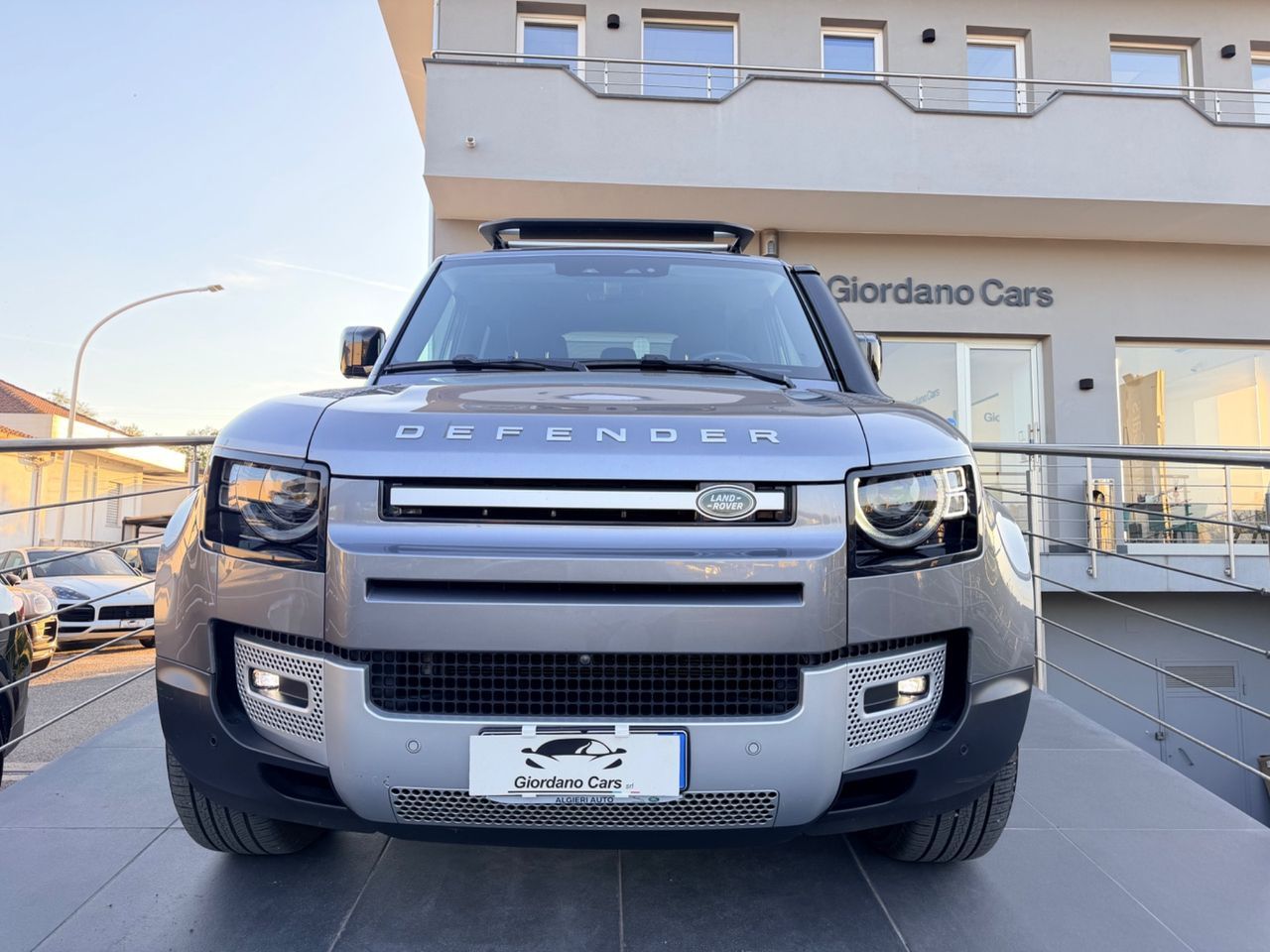 Land Rover Defender 110 3.0D I6 250 CV AWD Auto imagem 2
