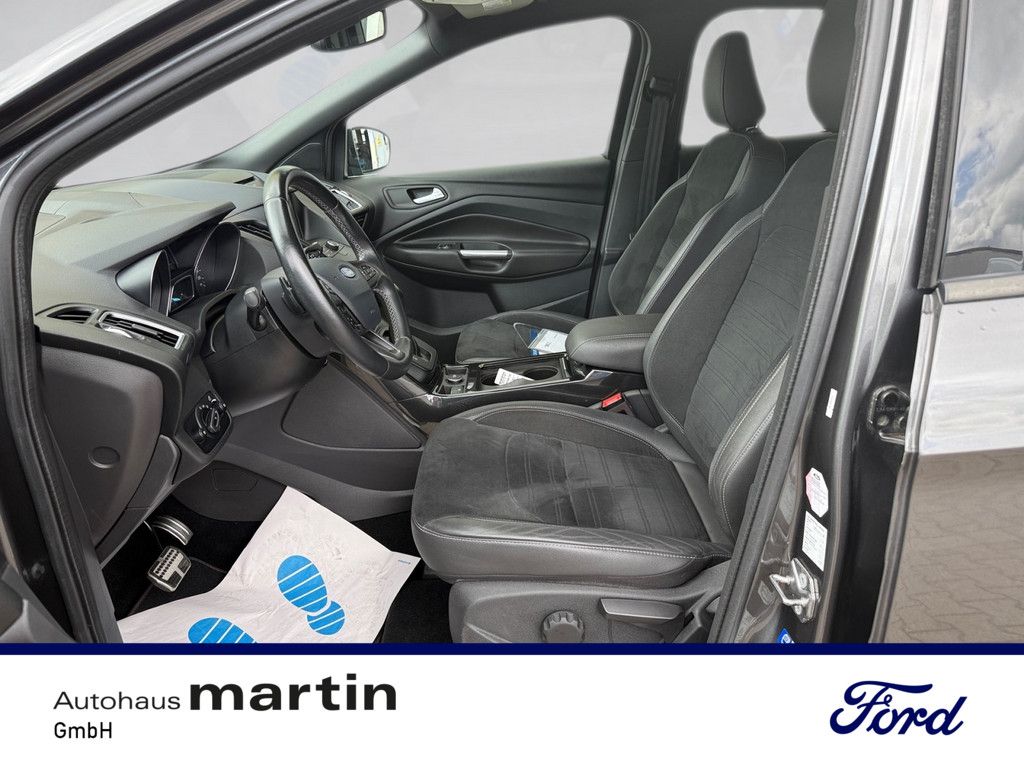 Fahrzeugabbildung Ford Kuga 1.5 ST-Line 4x4 SHZ PDC XENON NAVI AHK