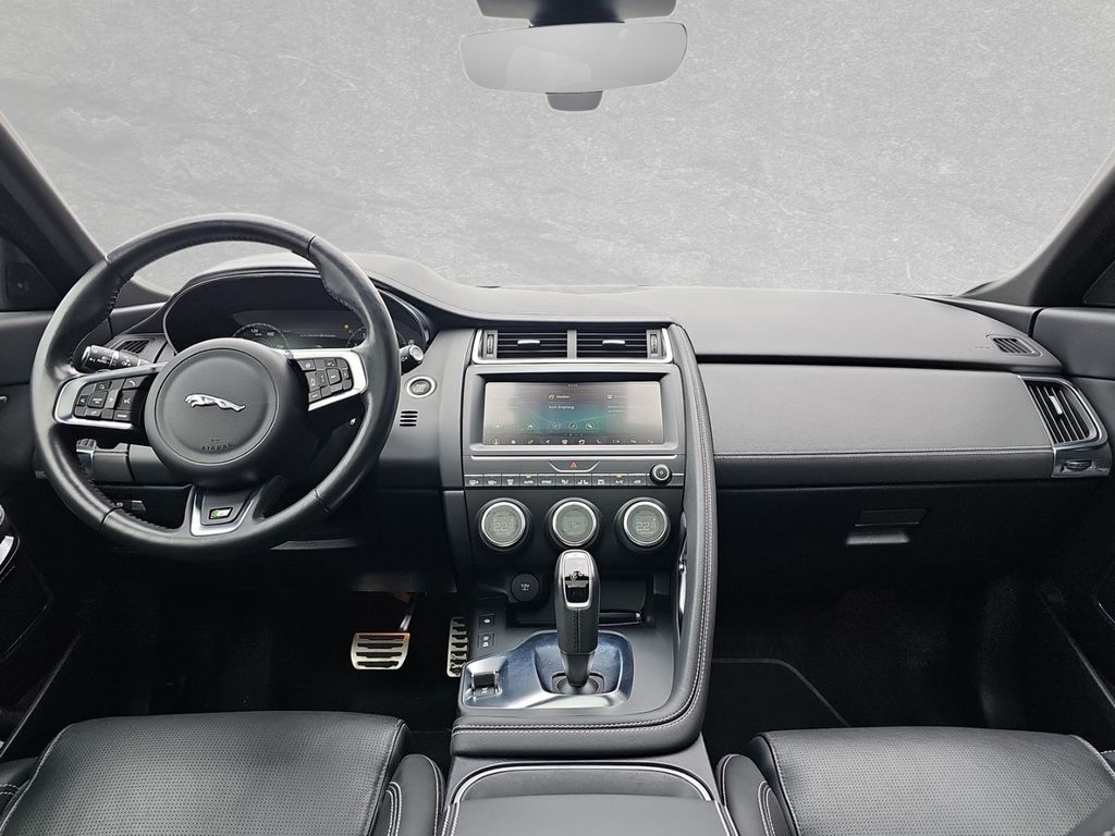Jaguar E-Pace P300 R-Dynamic HSE