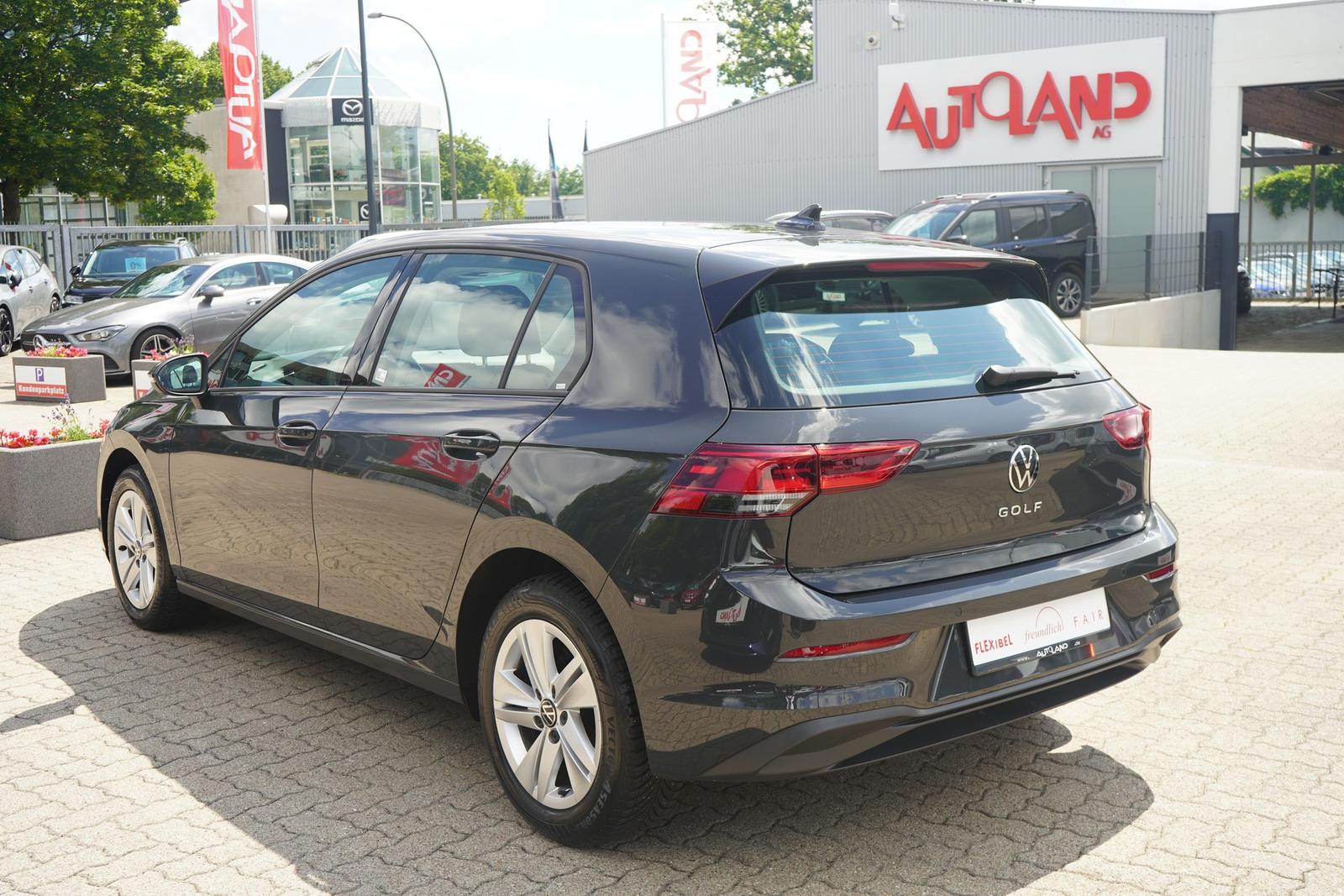Volkswagen Golf VIII 1.5 TSI Life LED ACC App-Connect PDC