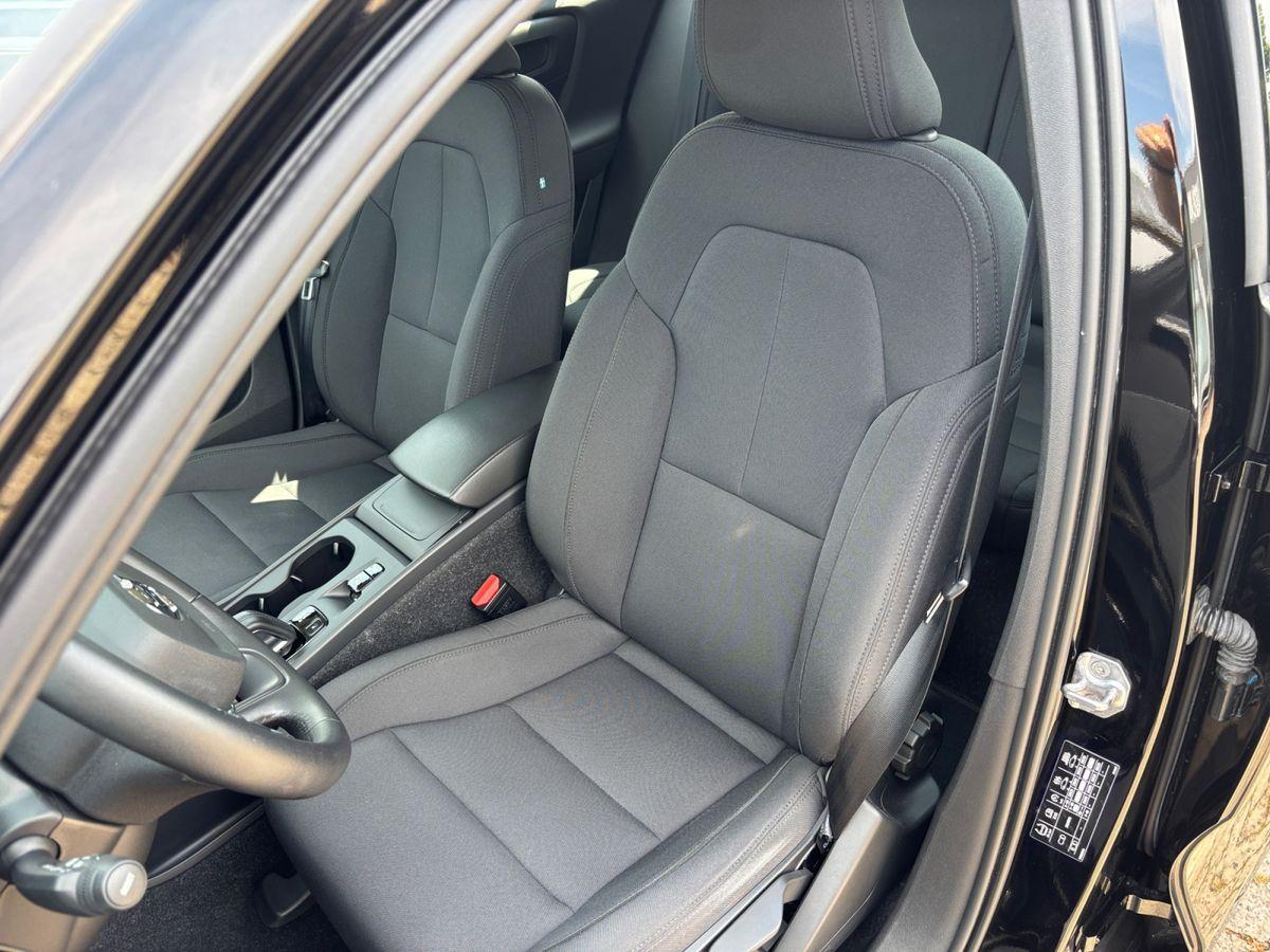 Volvo XC40 T3 Geartronic Momentum Pro H/K 360° 1.HAND, миниатюра 27