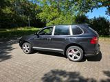 Porsche Cayenne Turbo  TÜV 03/2028 - Porsche Cayenne aus 2007: Turbo