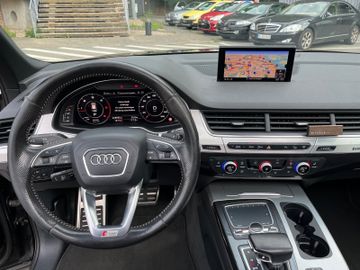 Audi Q7 - 12