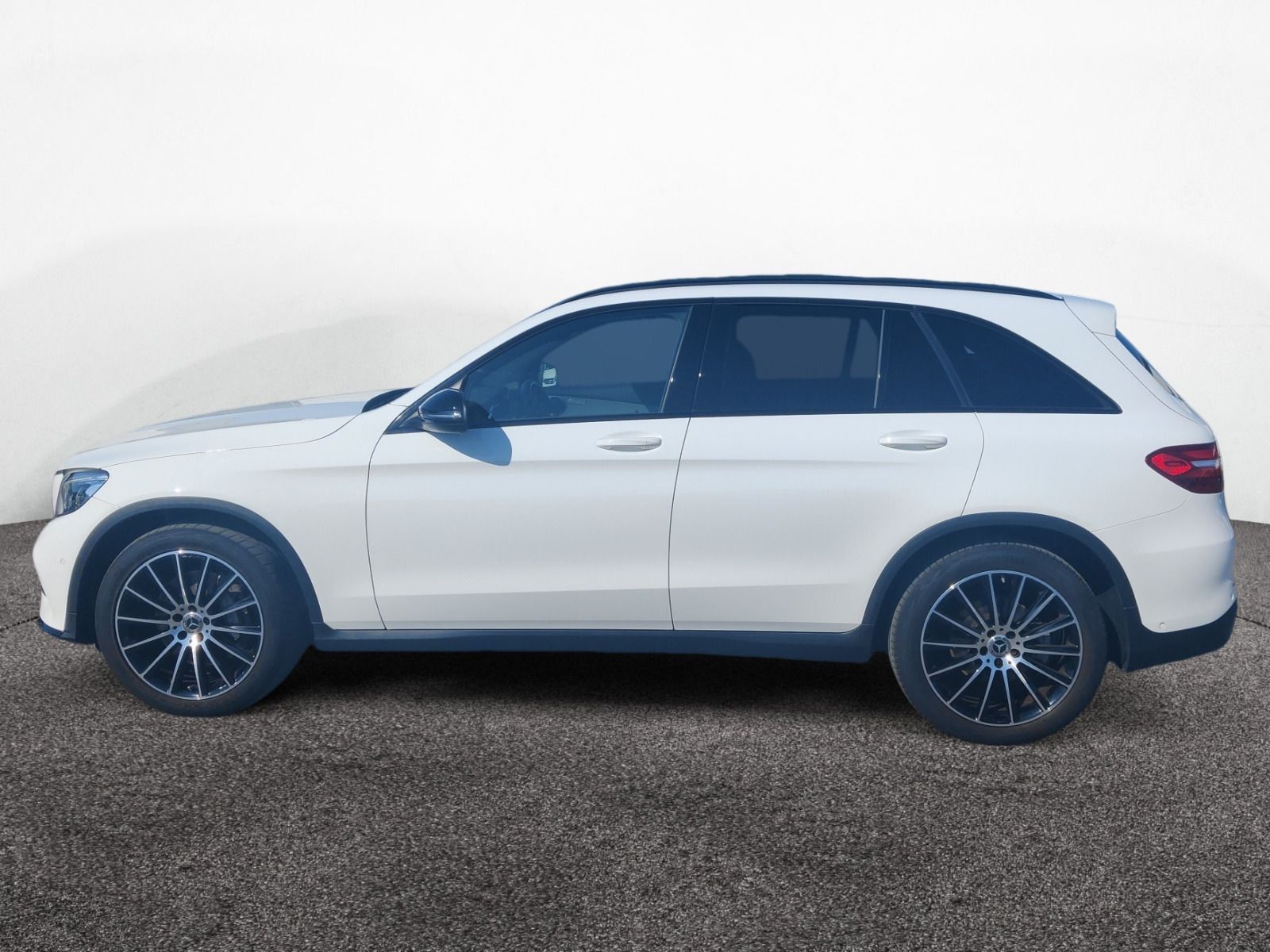 Mercedes-Benz GLC 350 d 4Matic AMG Line ACC AHK ILS Pano COMAN imagem 3