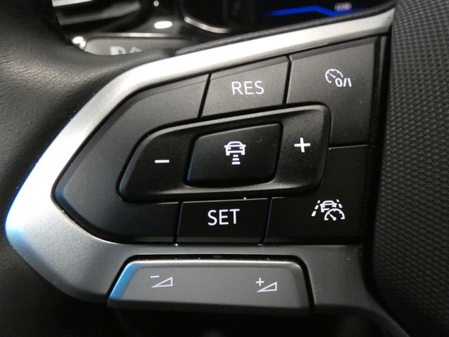 T-Roc 2.0 TDI Style DSG Black Style AHK 19 Zoll