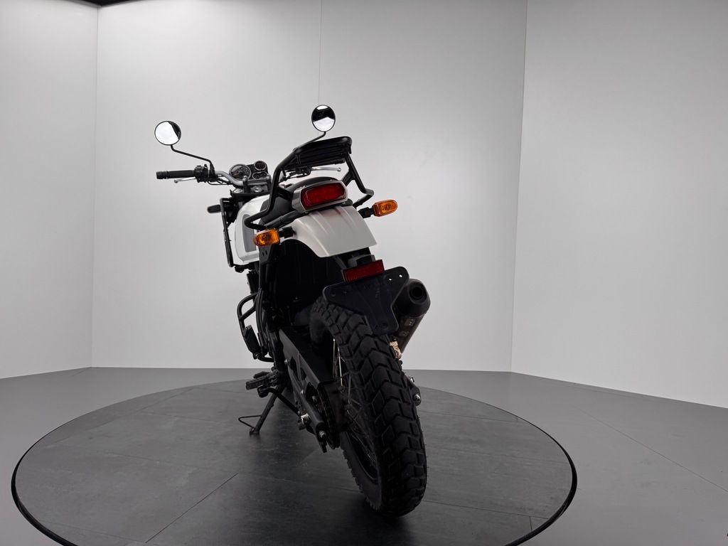 Fahrzeugabbildung Royal Enfield HIMALAYAN *SERVICE NEU *1.HAND