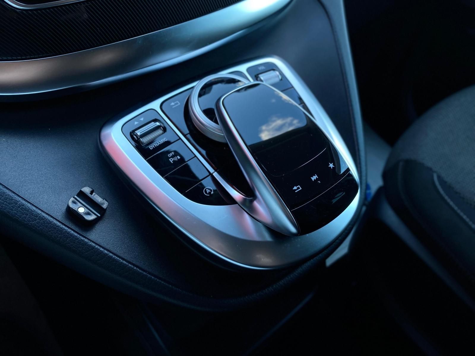 MERCEDES-BENZ V220d LANG LED#AHK#NAVI#PDC#TEMPO#SHZ#8SITZE - Image 13