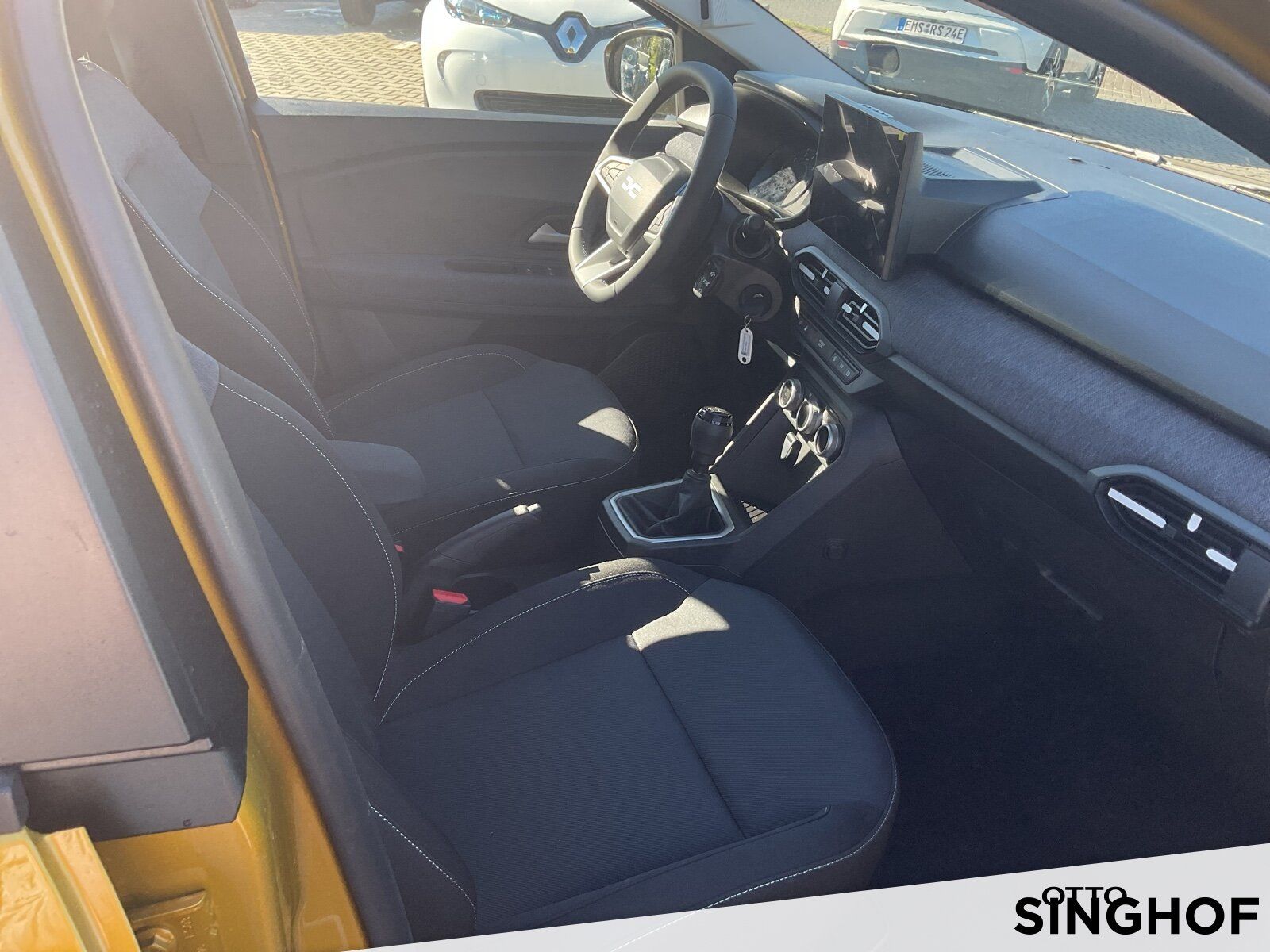 Fahrzeugabbildung Dacia Neuer Sandero Expression TCe 100