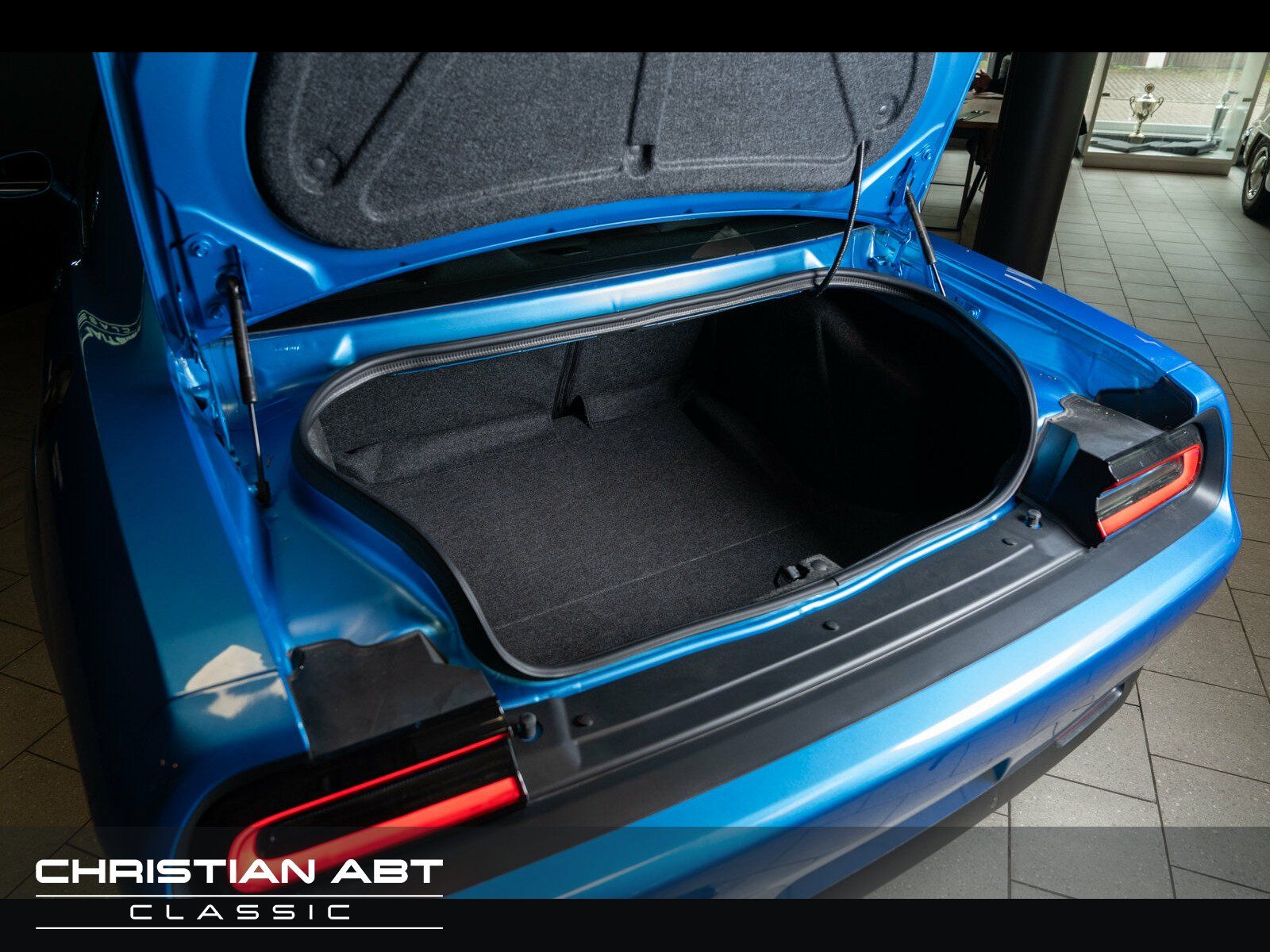 Fahrzeugabbildung Dodge Challenger SRT Hellcat Jailbreak