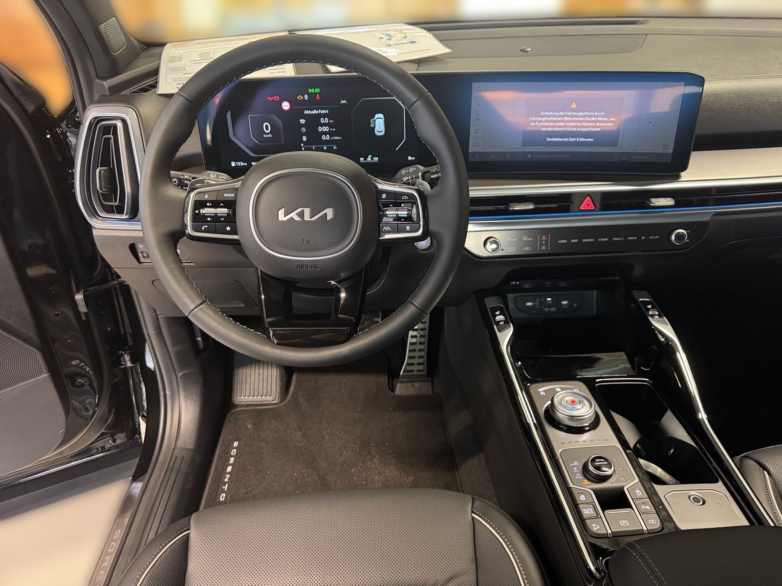 Fahrzeugabbildung Kia SORENTO 2.2D AWD DCT8 PLAT 6 NAP PREM GD
