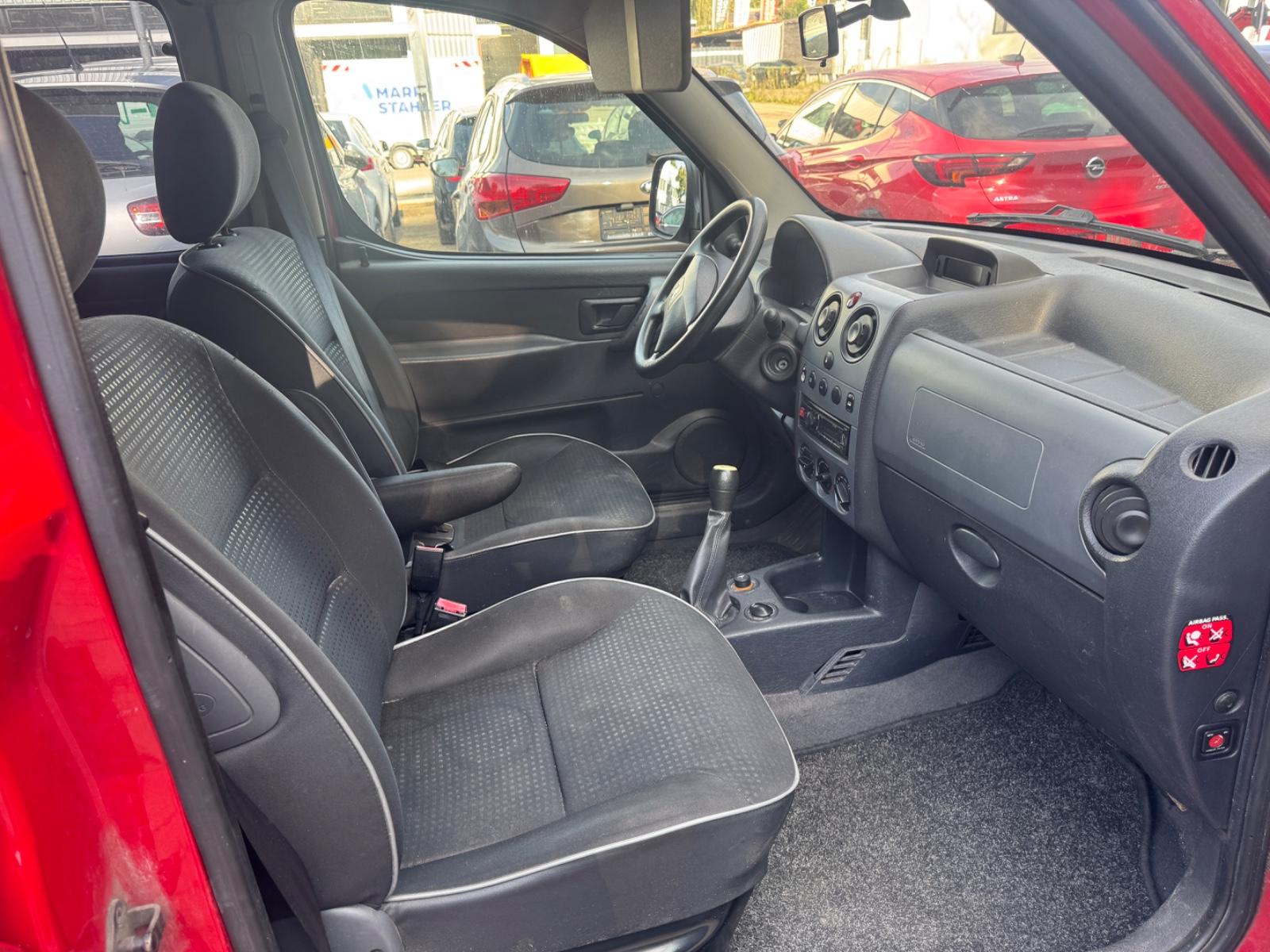 Peugeot Partner  1,6 Tendance Kombi TÜVbis 2028 TIPTOP
