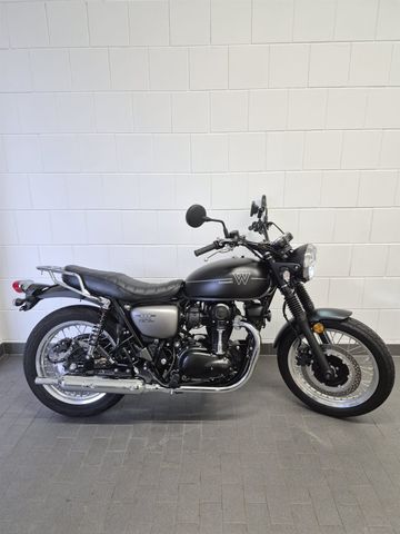 Kawasaki W800 Street mit Navi, Heizgriffen, Gepäckbrücke