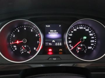 Volkswagen Tiguan - 4