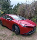 Toyota Prius 2.0   LE     Hybrid  4*4. 145 kW     AWD - Toyota Prius: 2.0
