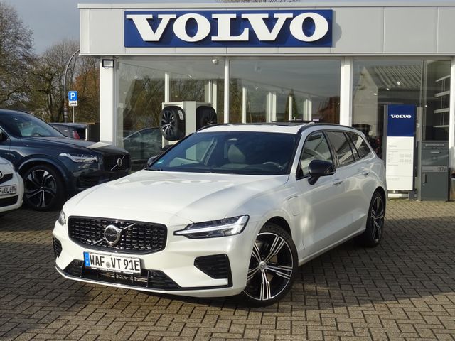 Volvo V60 T8 AWD Plug-in Hybrid/B&W/Lenkradhz./HeadUp