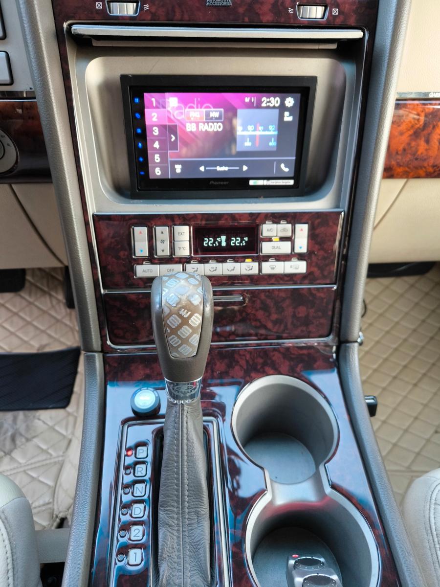 Lincoln Navigator