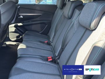 Peugeot 5008 - 10