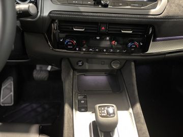 Fotografie 19 des Nissan Qashqai 1.3 DIG-T MHEV Xtronic N-Design (J12)