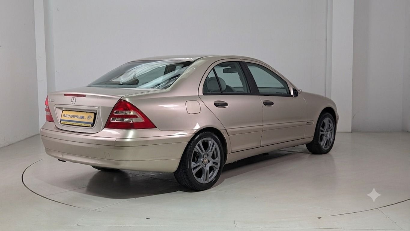 Fahrzeugabbildung Mercedes-Benz C 180 HU/AU bis 12.27 * Sitzhzg. * Schiebedach *