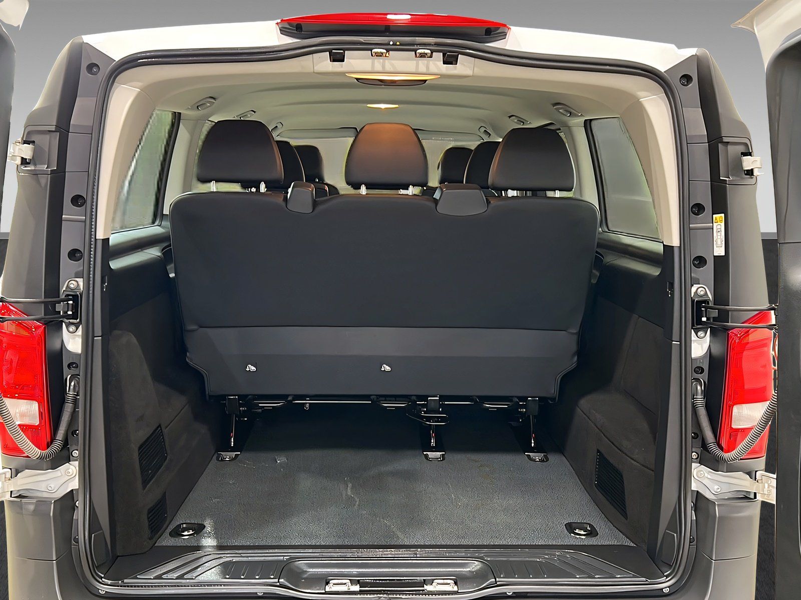 Mercedes-Benz Vito 114 CDI Tourer PRO Extralang Kamer TotW DAB foto 8