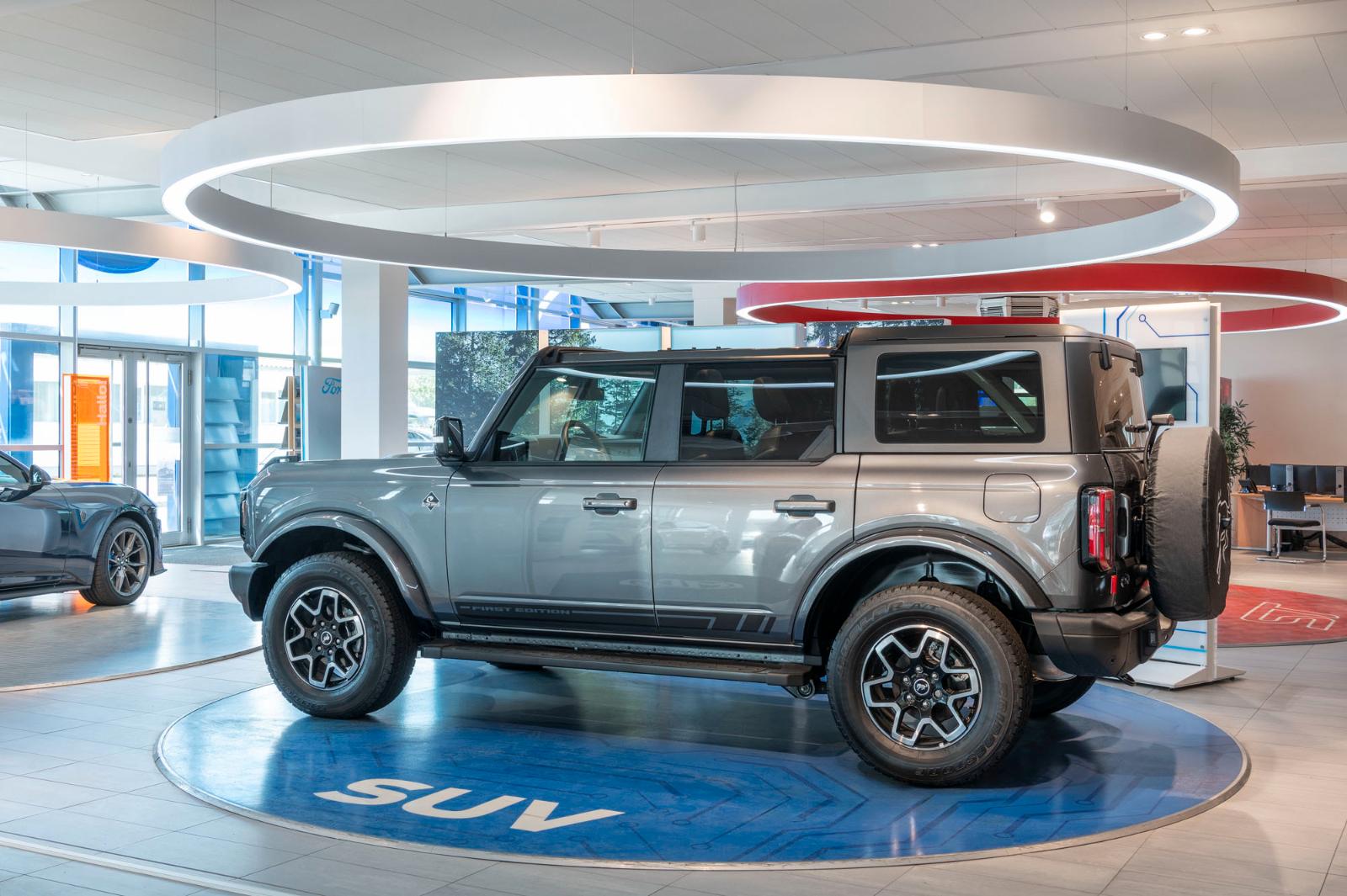 showroom-image-main