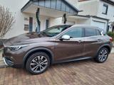 Infiniti QX30 2.2d DCT AWD Premium Tech Premium Tech - Infiniti QX30 Gebrauchtwagen