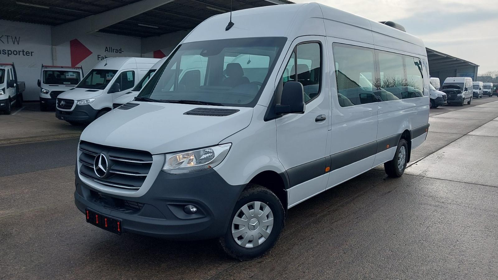Mercedes-Benz Sprinter III Tourer 317 XXL 7,3m   Sitze VB