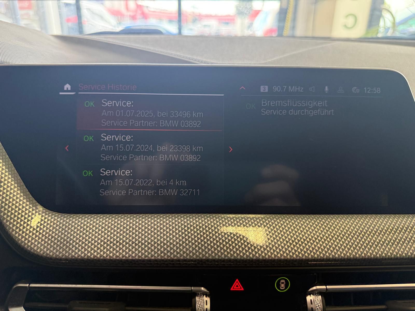 Fahrzeugabbildung BMW 220i Gran Coupe xDrive M Sport/1. Hand / KAMERA