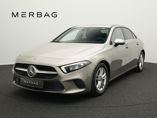 MERCEDES-BENZ A 180 d Limousine