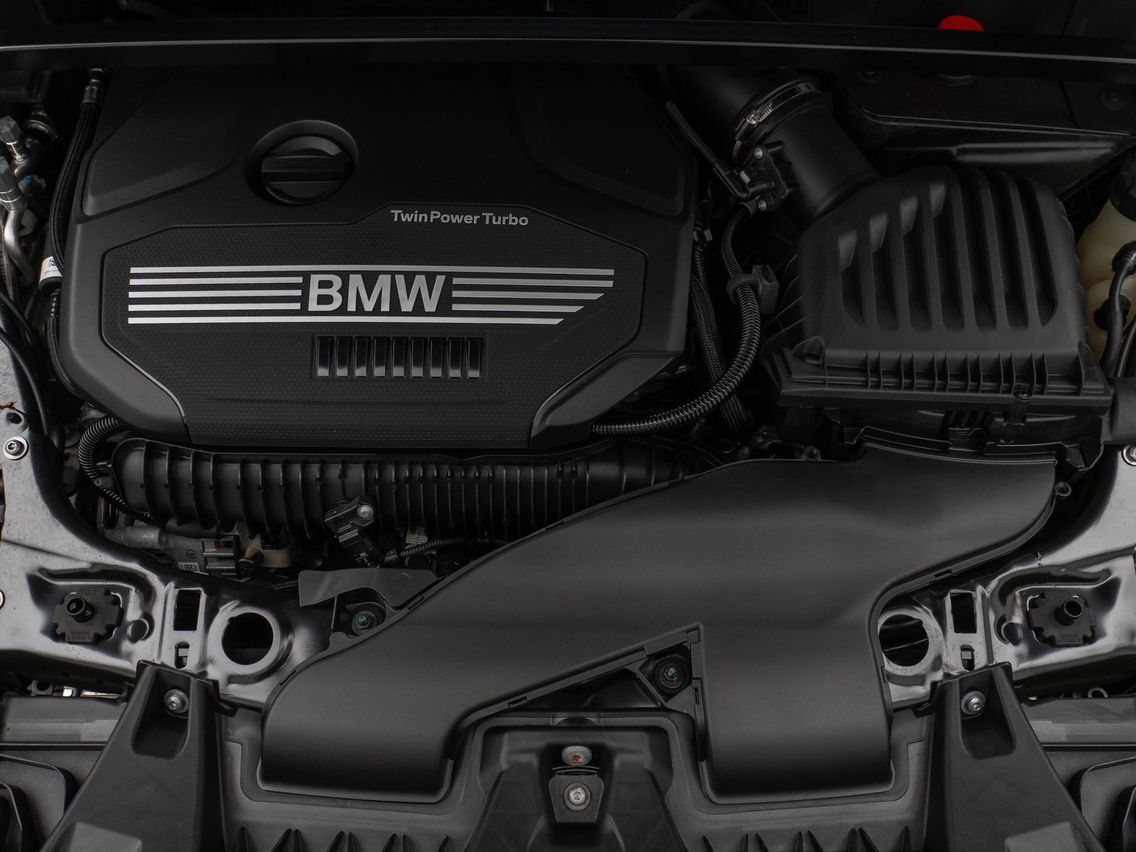 Fahrzeugabbildung BMW X1 sD20i SportLine Kamera HUD DAB HiFi Alarm LED