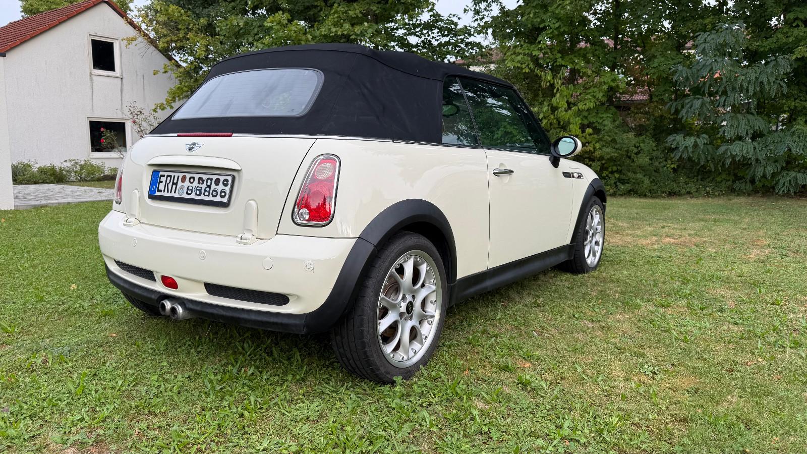 MINI COOPER S CABRIO Sondermodell Sidewalk